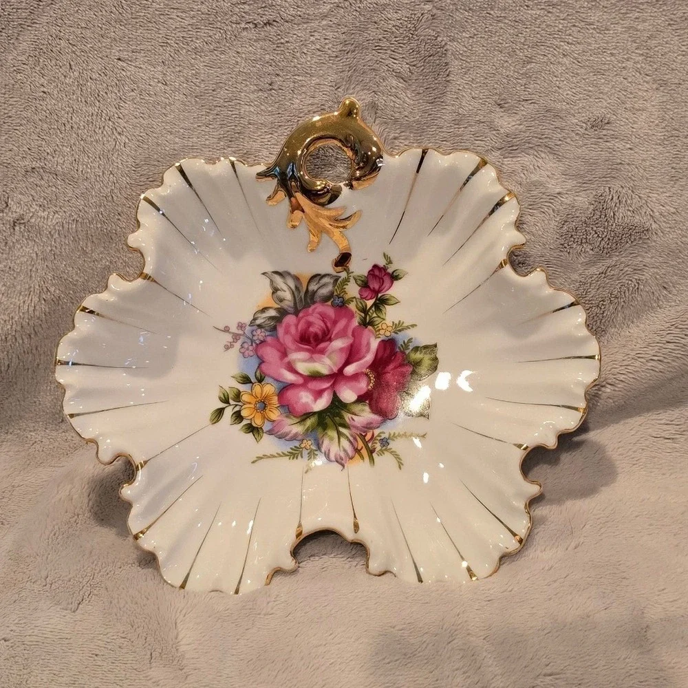 Vintag Porcelain Rose Floral Leaf Candy Dish Gold Trim Scalloped Trinket Bowl 8